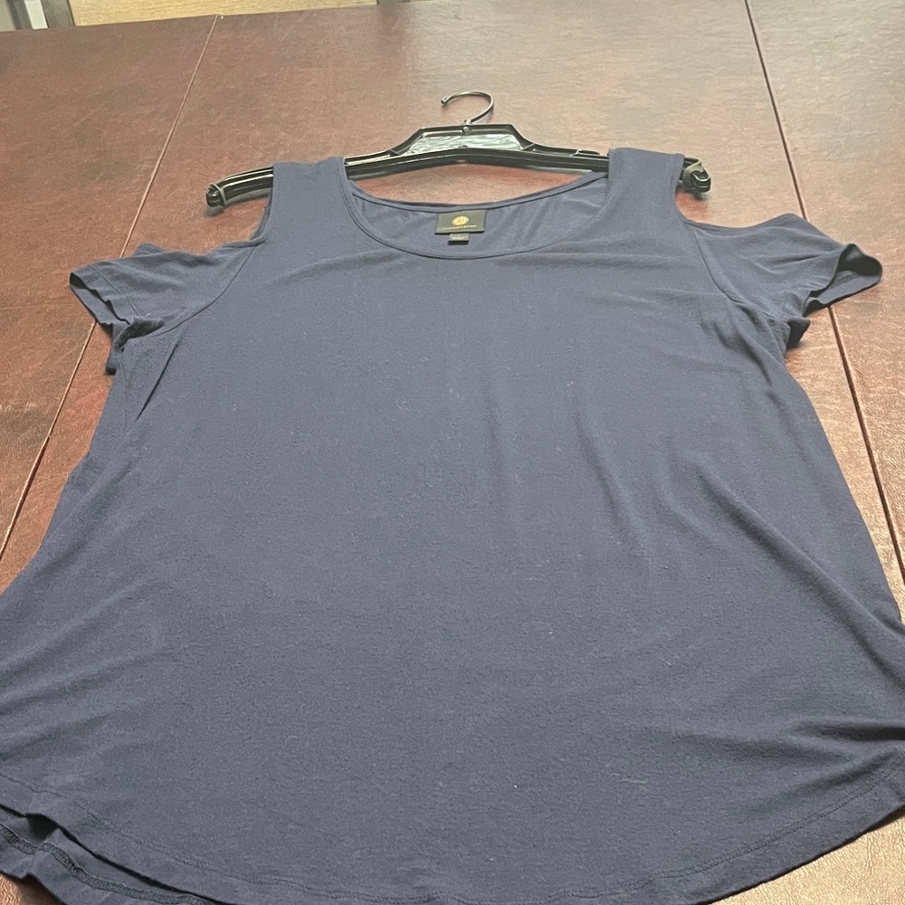 JM Collection Navy cold shoulder Top